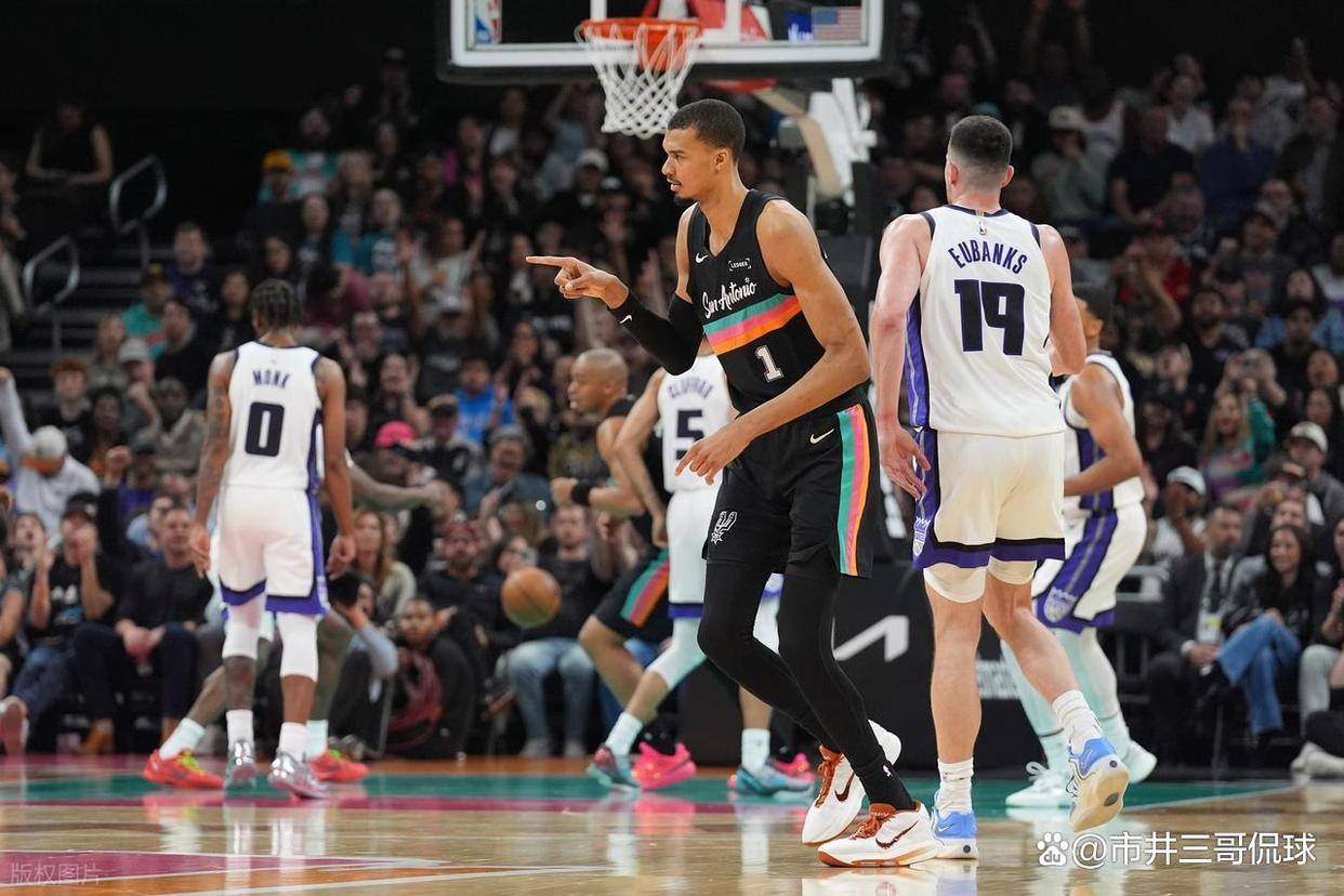 金年会-包含CBA常规赛关键时刻再迎强敌，圣安东尼奥马刺造点机会，主帅态度：悬念犹存，纪律约束更严格的词条