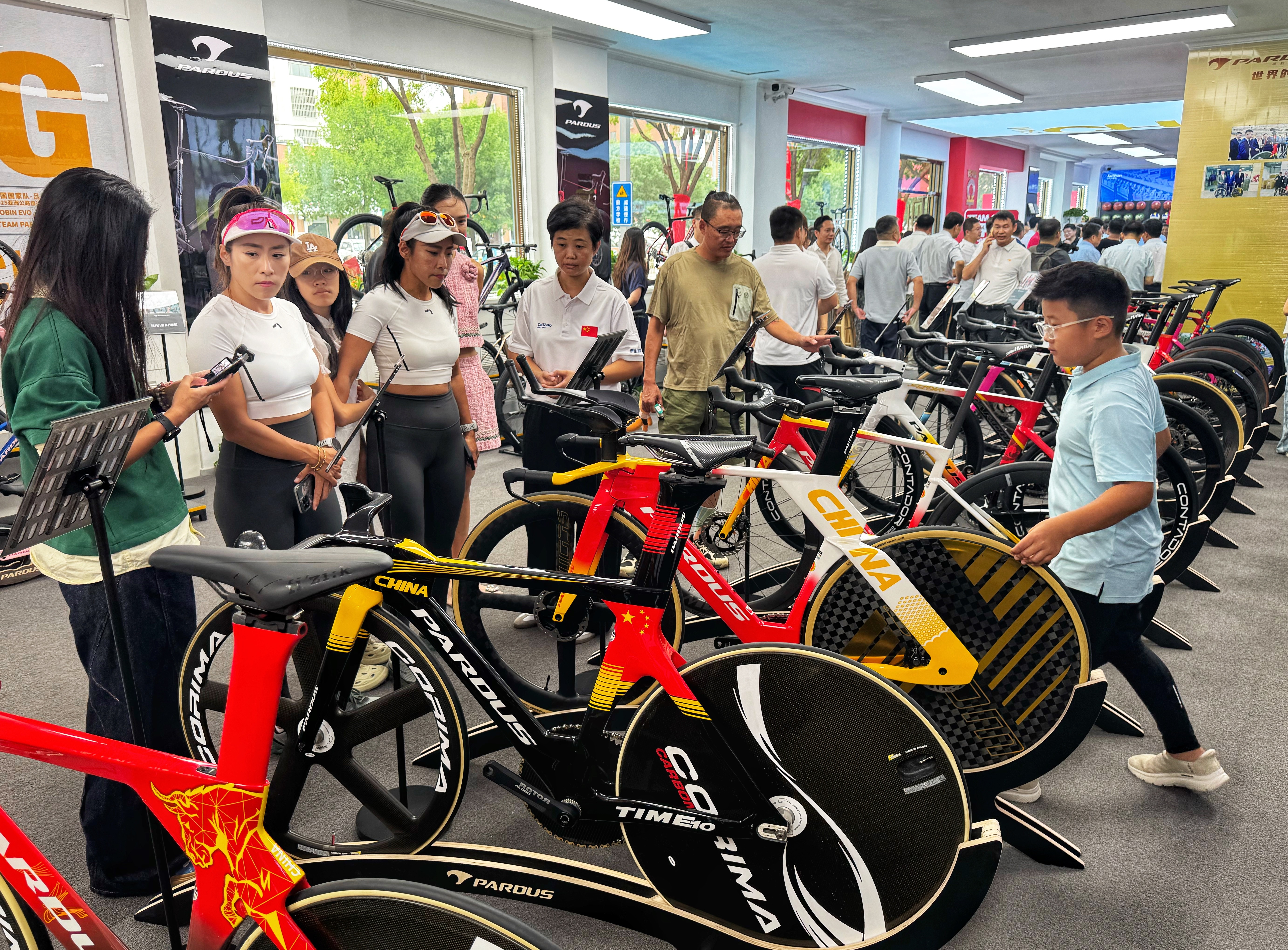 金年会官网金年会官方在线入口-关键时刻体能课后；山东泰山迎来里程碑备战意大利杯；赛场秩序良好；赛程密集仍需轮换的简单介绍