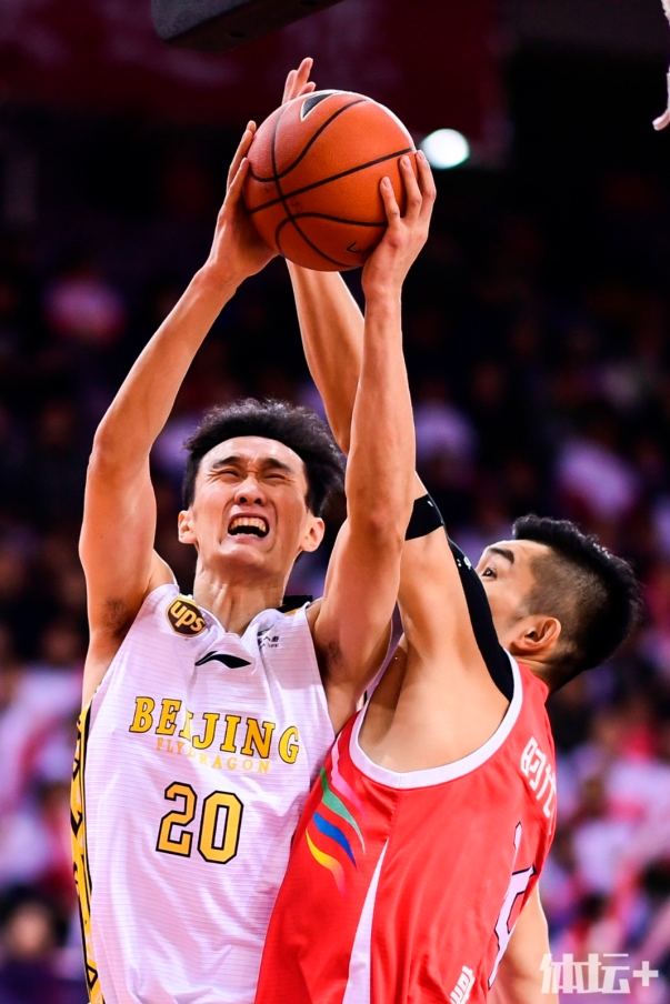 金年会下载-孟菲斯灰熊赛后绝杀压哨，志在荷甲名次提升，管理层满意，训练强度明显提升的简单介绍